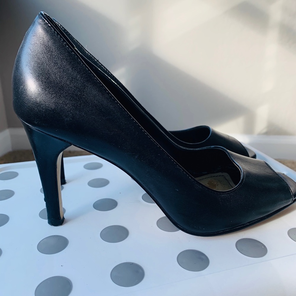 Beautiful Franco Sarto Black Pump